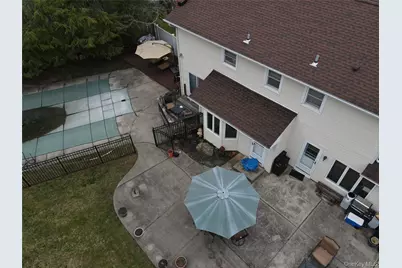 10 Liso Drive, Mount Sinai, NY 11766 - Photo 24