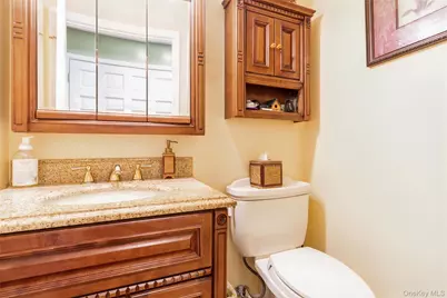 10 Liso Drive, Mount Sinai, NY 11766 - Photo 10