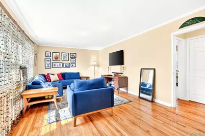 115 Robins Road #115, New Rochelle, NY 10801 - Photo 8