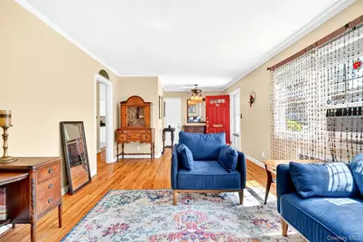 115 Robins Road #115, New Rochelle, NY 10801 - Photo 10