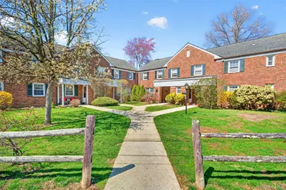 115 Robins Road #115, New Rochelle, NY 10801 - Photo 42