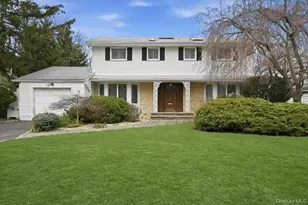 74 Rockland Dr, Jericho, NY 11753 - Photo 2