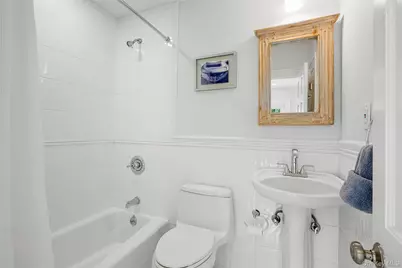 225 Larchmont Avenue, Larchmont, NY 10538 - Photo 18