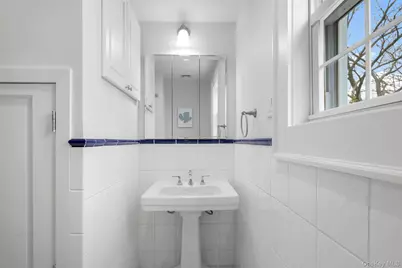 225 Larchmont Avenue, Larchmont, NY 10538 - Photo 28