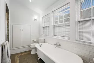 225 Larchmont Ave, Larchmont, NY 10538 - Photo 22