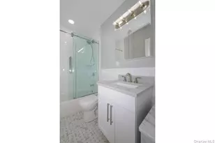 142 Covert Ave, Garden City, NY 11530 - Photo 10