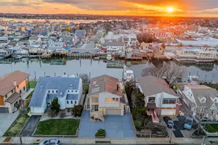 756 Guy Lombardo Ave, Freeport, NY 11520 - Photo 22