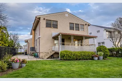 756 Guy Lombardo Avenue, Freeport, NY 11520 - Photo 18