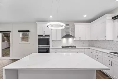 18 Wellington Road, Greenvale, NY 11548 - Photo 4