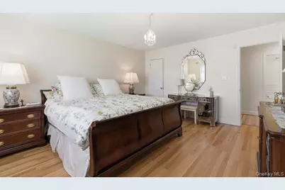 105 Prime Avenue #G, Huntington, NY 11743 - Photo 14