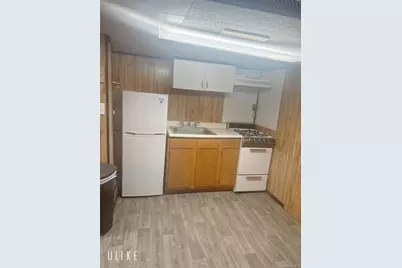 24-32 23rd St #1B, Astoria, NY 11102 - Photo 2