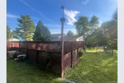 5 Verplanck Avenue, Hopewell Junction, NY 12533 - Photo 14