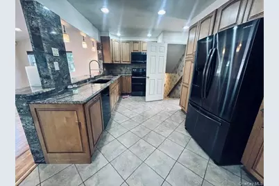 5 Verplanck Avenue, Hopewell Junction, NY 12533 - Photo 6