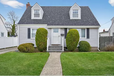 23 S Elm Street, Hicksville, NY 11801 - Photo 1