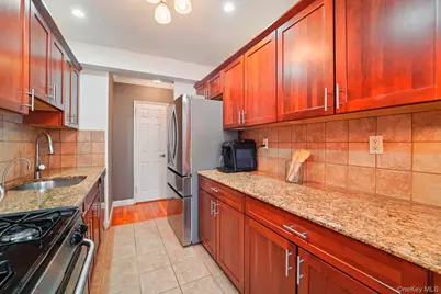 4 Sadore #7F, Yonkers, NY 10710 - Photo 10