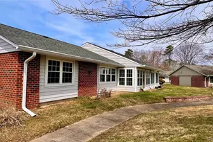 72 Enfield Ct, Ridge, NY 11961 - Photo 2