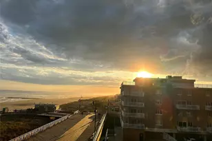 750 W Broadway, Long Beach, NY 11561 - Photo 32