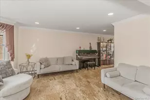 263 James St, Franklin Square, NY 11010 - Photo 2