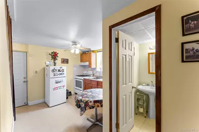 18 Butler Place, Yonkers, NY 10710 - Photo 34