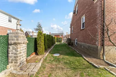 18 Butler Place, Yonkers, NY 10710 - Photo 44
