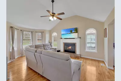 8 Dot Calm Drive, Otisville, NY 10963 - Photo 16