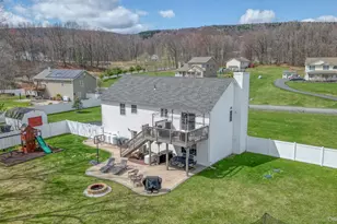 8 Dot Calm Dr, Otisville, NY 10963 - Photo 12