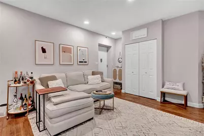 25 W Broadway W #110, Long Beach, NY 11561 - Photo 1