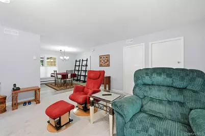 204 Belfast Lane, Ridge, NY 11961 - Photo 8