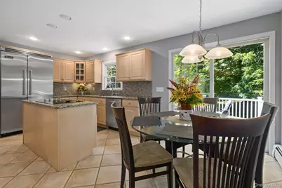2 Lalli Drive, Katonah, NY 10536 - Photo 12