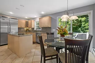 2 Lalli Dr, Katonah, NY 10536 - Photo 12