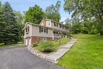 2 Lalli Drive, Katonah, NY 10536 - Photo 4