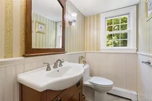 2 Lalli Dr, Katonah, NY 10536 - Photo 10