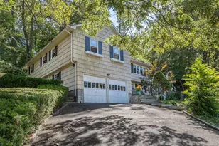 8 Laurel Way, Sea Cliff, NY 11579 - Photo 34