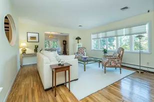 8 Laurel Way, Sea Cliff, NY 11579 - Photo 4