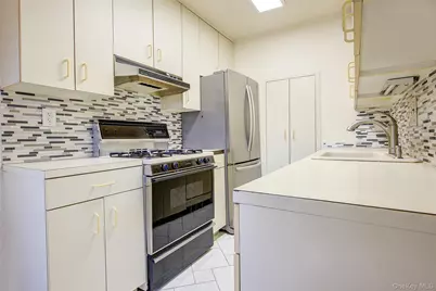 160-36 Cross Island Parkway #6-203, Whitestone, NY 11357 - Photo 12