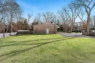 3 Chapel Ln, East Hampton, NY 11937 - Photo 12