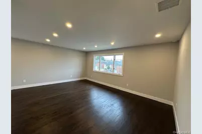 5 Linwood Road N #2nd Fl, Port Washington, NY 11050 - Photo 6