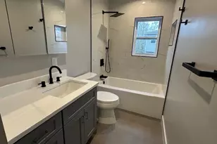 5 Linwood Rd N, Port Washington, NY 11050 - Photo 10