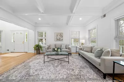 17 Nadworny Lane, Stony Brook, NY 11790 - Photo 6