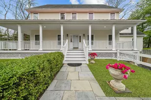 17 Nadworny Ln, Stony Brook, NY 11790 - Photo 2