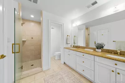 17 Nadworny Lane, Stony Brook, NY 11790 - Photo 24