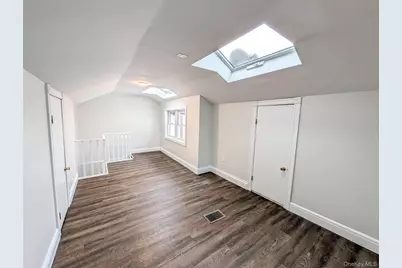 11 Amesworth Court, Middle Island, NY 11953 - Photo 18