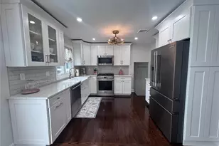 218 Ocean Ave, Northport, NY 11768 - Photo 6