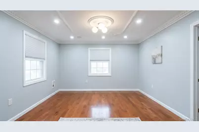 21 Linden Boulevard, Hicksville, NY 11801 - Photo 6