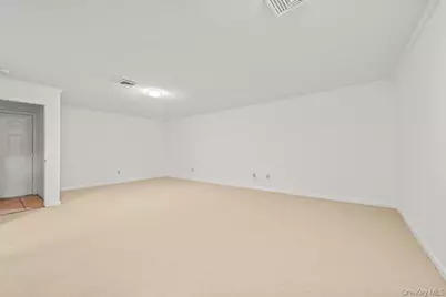 131 Pelhamdale Avenue, Mount Vernon, NY 10553 - Photo 10