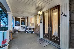 320 S Bayview Ave, Freeport, NY 11520 - Photo 36