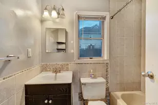 320 S Bayview Ave, Freeport, NY 11520 - Photo 34