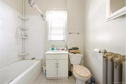 793 N Oak Drive, Bronx, NY 10467 - Photo 14