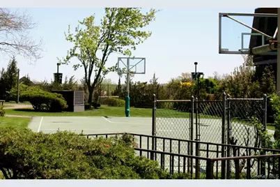 1 Bay Club Drive #4Y, Bayside, NY 11360 - Photo 6