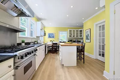 91 Vaughn Avenue, New Rochelle, NY 10801 - Photo 16